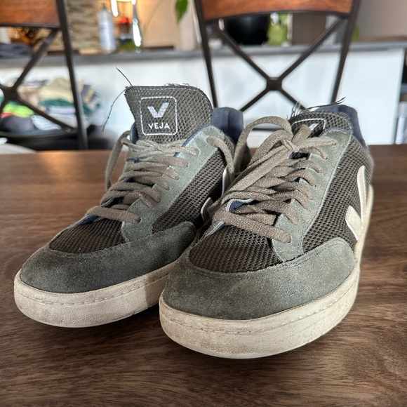 VEJA V-12 Leather and Rubber-Trimmed Suede and B-Mesh Sneakers - Picture 3 of 6